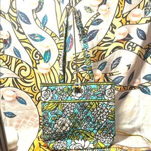 Vera Bradley Island Blooms Floral Tote